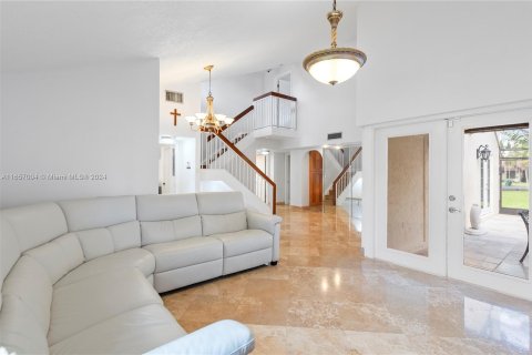 Casa en venta en Miami, Florida, 3 dormitorios, 140.84 m2 № 1358852 - foto 9