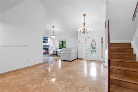 Casa en venta en Miami, Florida, 3 dormitorios, 140.84 m2 № 1358852 - foto 7