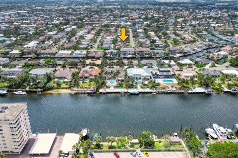 Casa en venta en Lighthouse Point, Florida, 3 dormitorios, 176.61 m2 № 1210284 - foto 2