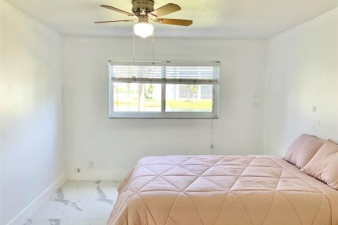 Condo in Dania Beach, Florida, 1 bedroom  № 1171054 - photo 15