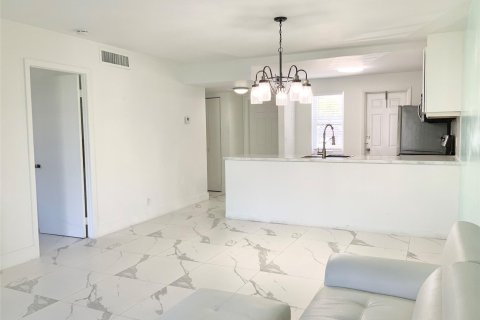 Condominio en venta en Dania Beach, Florida, 1 dormitorio, 78.97 m2 № 1171054 - foto 18