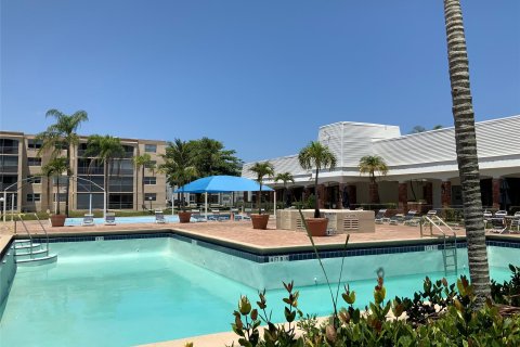 Condominio en venta en Dania Beach, Florida, 1 dormitorio, 78.97 m2 № 1171054 - foto 8