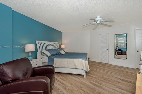 Condo in Pompano Beach, Florida, 2 bedrooms  № 1397355 - photo 10