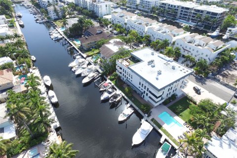 Condo in Fort Lauderdale, Florida, 2 bedrooms  № 1074826 - photo 9