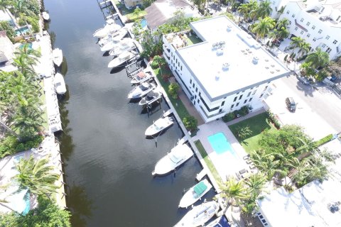 Condo in Fort Lauderdale, Florida, 2 bedrooms  № 1074826 - photo 10