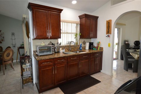 Casa en venta en Kissimmee, Florida, 4 dormitorios, 173.54 m2 № 1242872 - foto 13