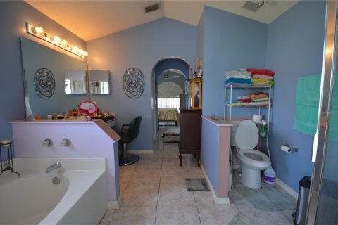 Casa en venta en Kissimmee, Florida, 4 dormitorios, 173.54 m2 № 1242872 - foto 30