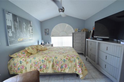 Villa ou maison à vendre à Kissimmee, Floride: 4 chambres, 173.54 m2 № 1242872 - photo 26