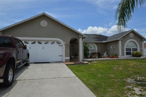 Villa ou maison à vendre à Kissimmee, Floride: 4 chambres, 173.54 m2 № 1242872 - photo 3