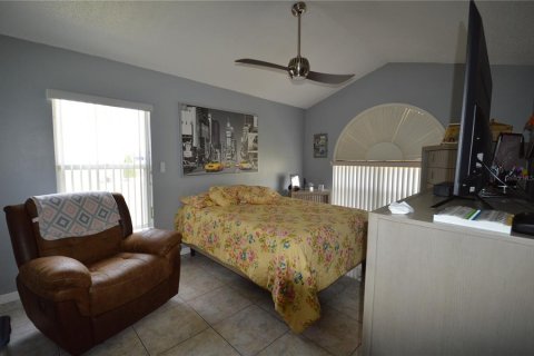 Villa ou maison à vendre à Kissimmee, Floride: 4 chambres, 173.54 m2 № 1242872 - photo 25