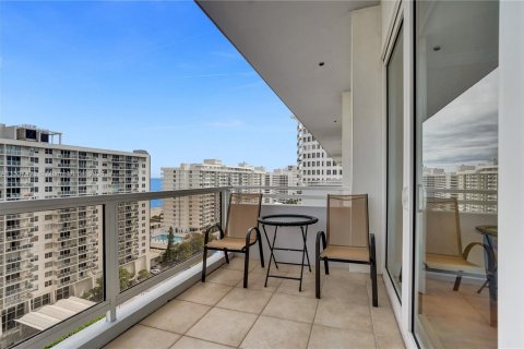 Copropriété à vendre à Miami Beach, Floride: 2 chambres, 95.69 m2 № 1028876 - photo 29