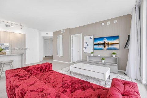 Hotel en venta en Hollywood, Florida, 2 dormitorios, 96.99 m2 № 1070996 - foto 20