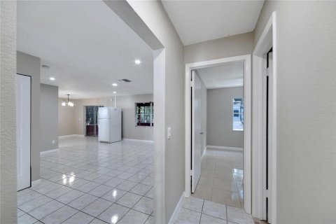 House in Tampa, Florida 3 bedrooms, 115.57 sq.m. № 1344560 - photo 22