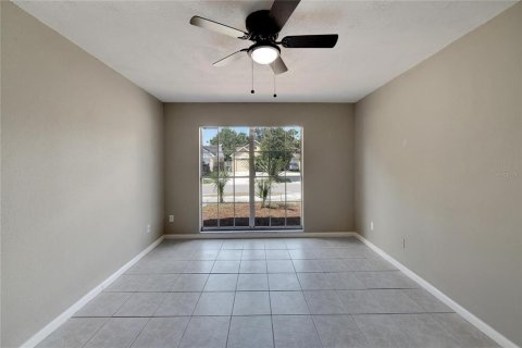 House in Tampa, Florida 3 bedrooms, 115.57 sq.m. № 1344560 - photo 13