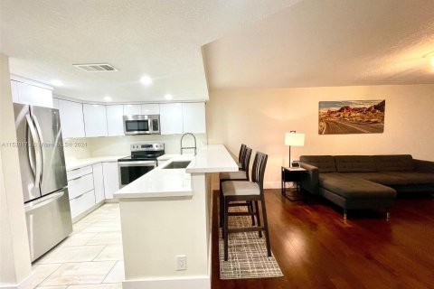 Condominio en venta en Wilton Manors, Florida, 2 dormitorios, 92.9 m2 № 1044901 - foto 5