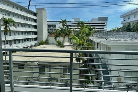 Copropriété à vendre à Miami Beach, Floride: 2 chambres, 88.26 m2 № 1060756 - photo 11