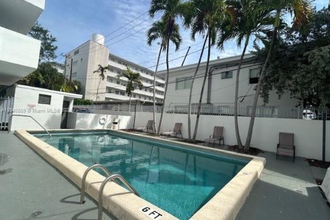 Купить кондоминиум в Майами-Бич, Флорида 2 спальни, 88.26м2, № 1060756 - фото 15