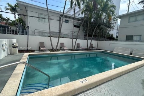 Copropriété à vendre à Miami Beach, Floride: 2 chambres, 88.26 m2 № 1060756 - photo 12