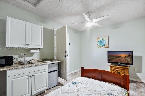 Купить виллу или дом в Хомстед, Флорида 4 спальни, 146.6м2, № 1060711 - фото 29