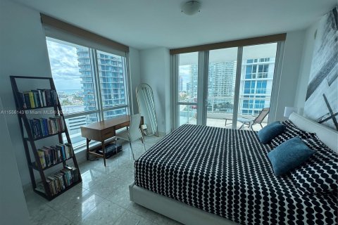 Condo in Miami Beach, Florida, 2 bedrooms  № 1078365 - photo 11