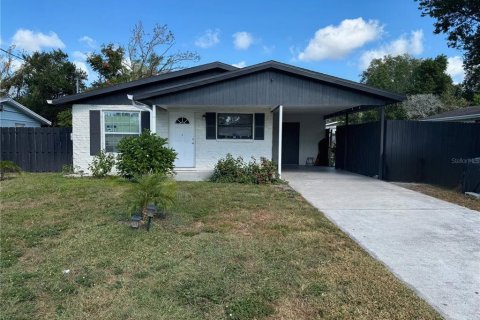 House in Tampa, Florida 3 bedrooms, 92.9 sq.m. № 1426535 - photo 14