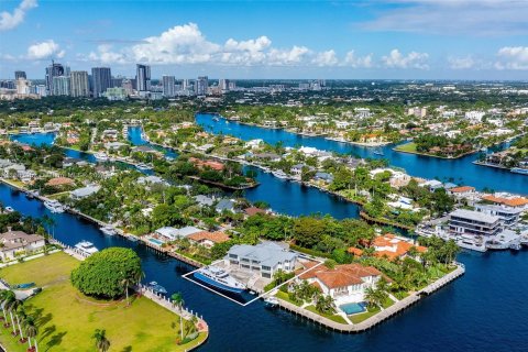 House in Fort Lauderdale, Florida 7 bedrooms № 1419826 - photo 7