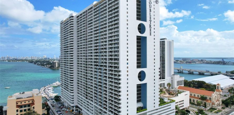 Condo à Miami, Floride, 1 chambre  № 1360761