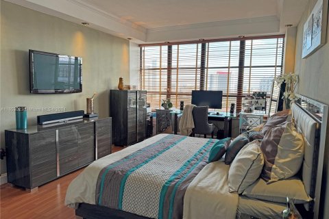 Copropriété à vendre à Hallandale Beach, Floride: 1 chambre, 92.9 m2 № 1358736 - photo 21