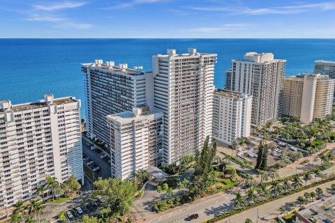 Condo in Fort Lauderdale, Florida, 2 bedrooms  № 1058992 - photo 17