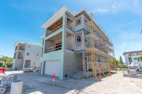 Townhouse in Hutchinson Island South, Florida 3 bedrooms, 253.53 sq.m. № 1056993 - photo 6