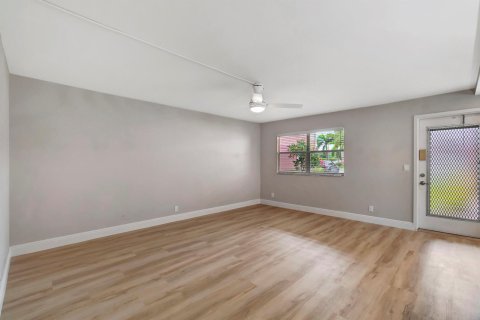 Condominio en venta en Delray Beach, Florida, 2 dormitorios, 82.03 m2 № 1056992 - foto 6