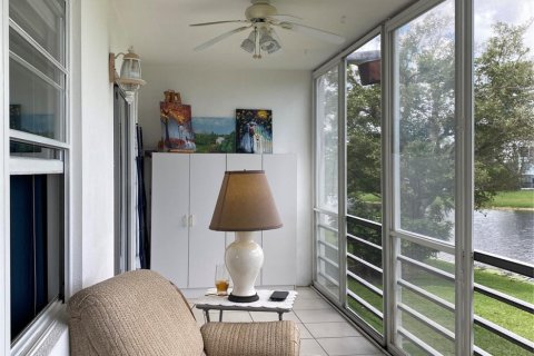 Condo in Deerfield Beach, Florida, 2 bedrooms  № 1065487 - photo 25