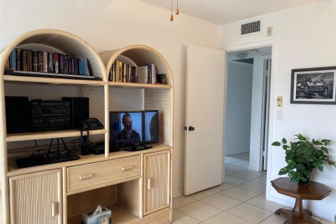 Condominio en venta en Deerfield Beach, Florida, 2 dormitorios, 81.75 m2 № 1065487 - foto 30