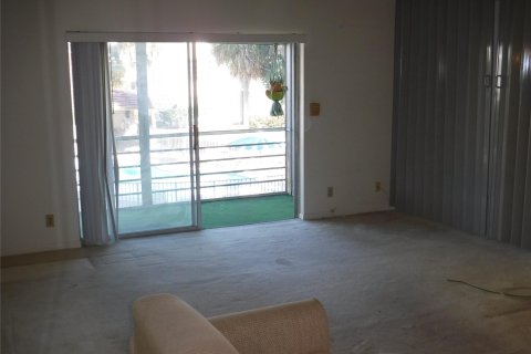 Condominio en venta en Lauderhill, Florida, 1 dormitorio, 83.98 m2 № 1065488 - foto 26