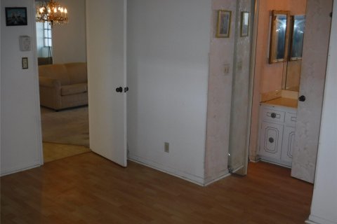 Condo in Lauderhill, Florida, 1 bedroom  № 1065488 - photo 18