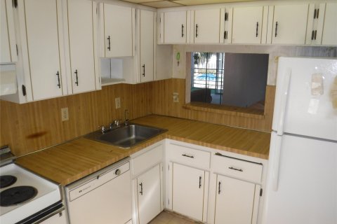 Condominio en venta en Lauderhill, Florida, 1 dormitorio, 83.98 m2 № 1065488 - foto 8