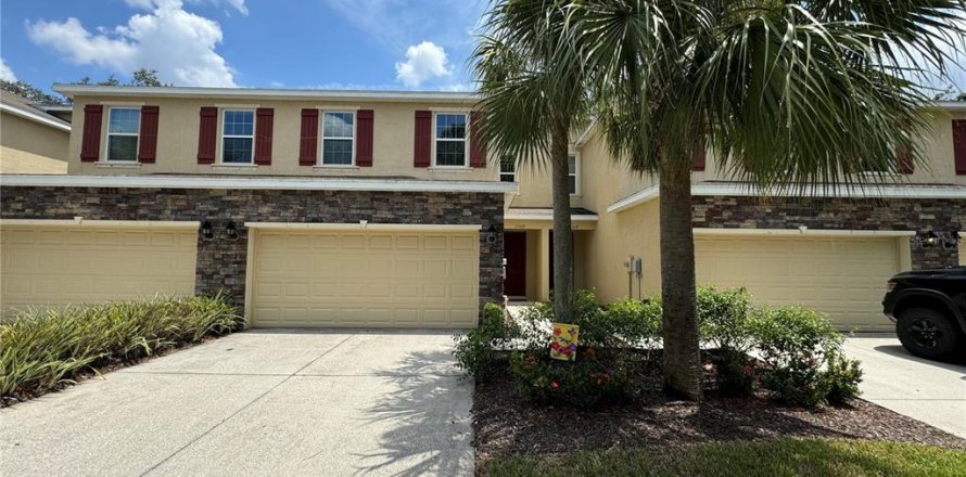 Townhouse in Tampa, Florida 3 bedrooms, 183.57 sq.m. № 1334359