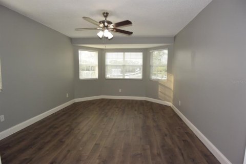 Casa en venta en Tampa, Florida, 3 dormitorios, 164.99 m2 № 1349852 - foto 30