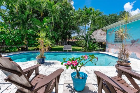 Casa en venta en Miami Springs, Florida, 5 dormitorios, 294.13 m2 № 1404260 - foto 29