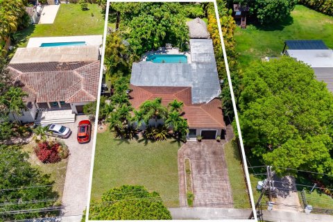 Villa ou maison à vendre à Miami Springs, Floride: 5 chambres, 294.13 m2 № 1404260 - photo 3