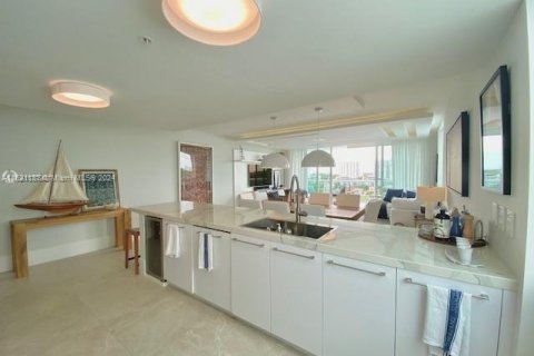 Condominio en venta en Sunny Isles Beach, Florida, 3 dormitorios, 156.73 m2 № 1242001 - foto 6