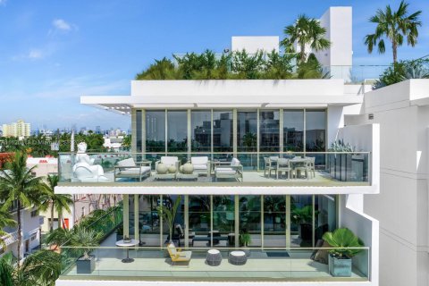 Copropriété à vendre à Miami Beach, Floride: 4 chambres, 344.2 m2 № 1242013 - photo 1