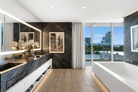 Copropriété à vendre à Miami Beach, Floride: 4 chambres, 344.2 m2 № 1242013 - photo 27