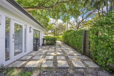 Villa ou maison à vendre à Fort Lauderdale, Floride: 4 chambres, 246.28 m2 № 1037495 - photo 17