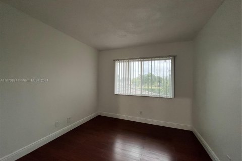 Adosado en venta en Oakland Park, Florida, 3 dormitorios, 132.85 m2 № 1397029 - foto 8