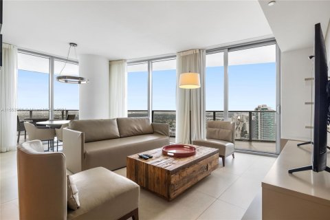 Condo in Hollywood, Florida, 1 bedroom  № 1074302 - photo 7