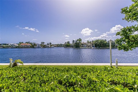 Adosado en venta en Aventura, Florida, 3 dormitorios, 255.02 m2 № 1231958 - foto 17