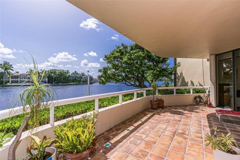 Adosado en venta en Aventura, Florida, 3 dormitorios, 255.02 m2 № 1231958 - foto 12