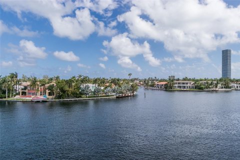 Touwnhouse à vendre à Aventura, Floride: 3 chambres, 255.02 m2 № 1231958 - photo 7