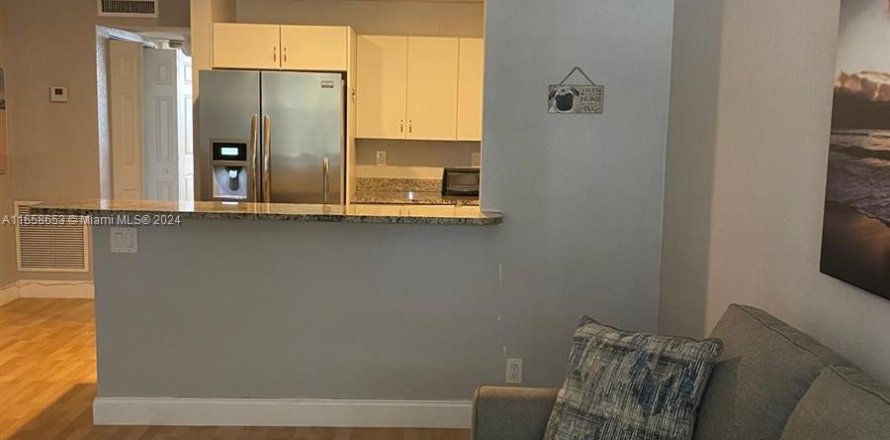 Condo in Fort Lauderdale, Florida, 1 bedroom  № 1362315